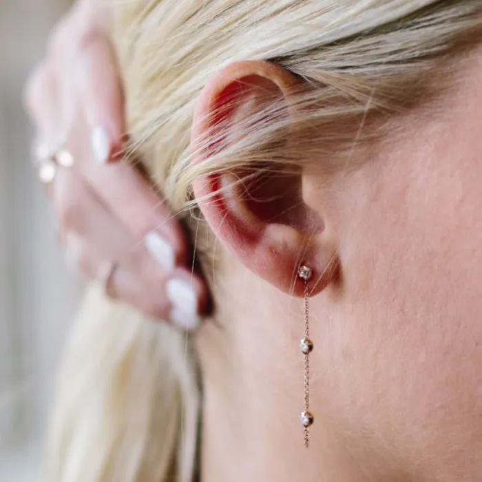 Earrings Carbon Hyde Rose Ear Chain Single