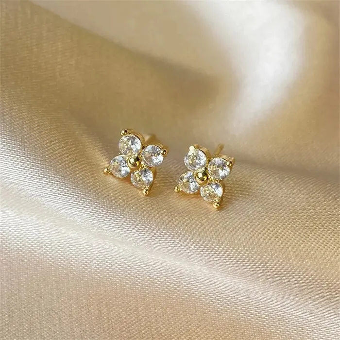 Get Signatured CZ Flower Stud Earring Earrings