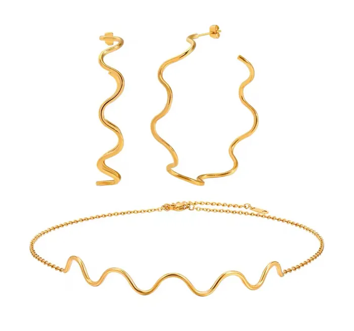 Wavy Hoop Set Get Signatured Earrings